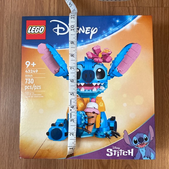 ❤️ Disney Lego Limited Edition Lilo & Stitch Building Toy NWT - Picture 10 of 16